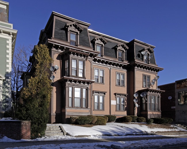 98 Waterman St in Providence, RI - Building Photo - Building Photo
