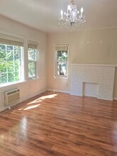 430 S Oakhurst Dr, Unit Lower Unit in Beverly Hills, CA - Building Photo - Building Photo