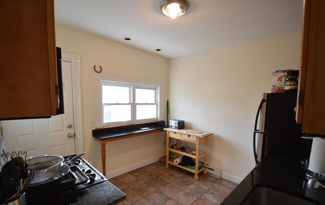 25 Pratt St, Unit 2 in Boston, MA - Building Photo - Building Photo