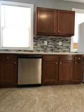 353 Poplar St in New Haven, CT - Building Photo - Building Photo