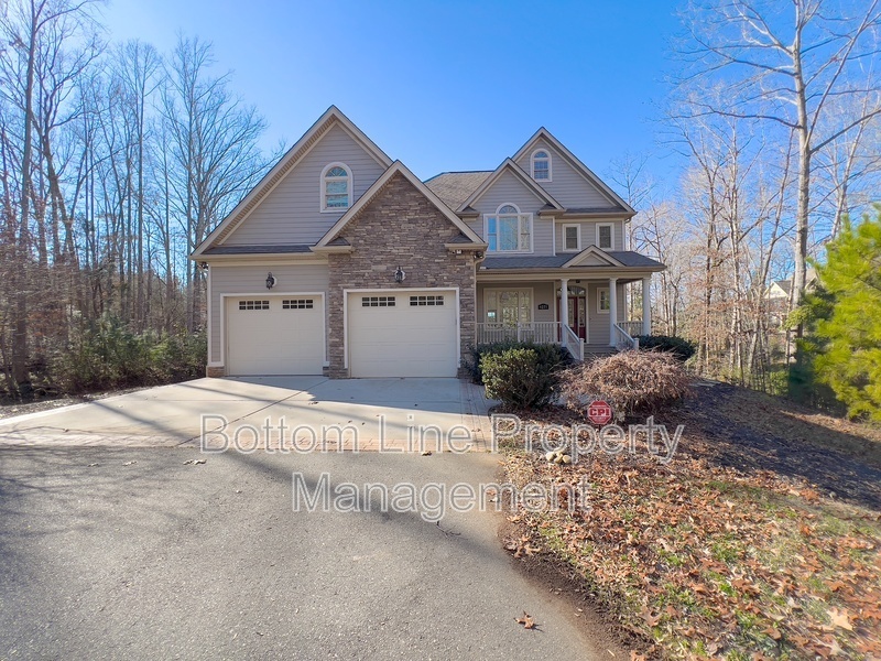 4278 Barbrick St in Sherrills Ford, NC - Building Photo