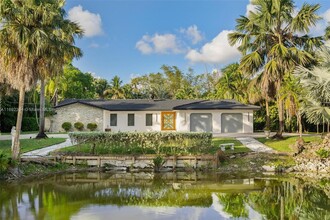 11621 NW 21st Ct in Plantation, FL - Building Photo - Building Photo