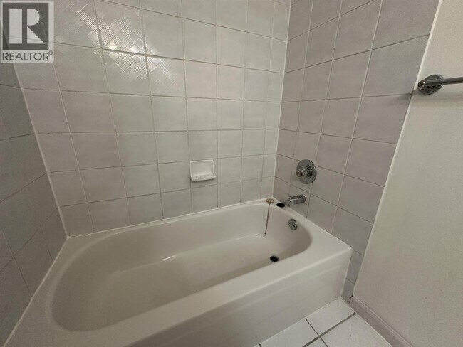 509 Carnarvon St in New Westminster, BC - Building Photo - Building Photo