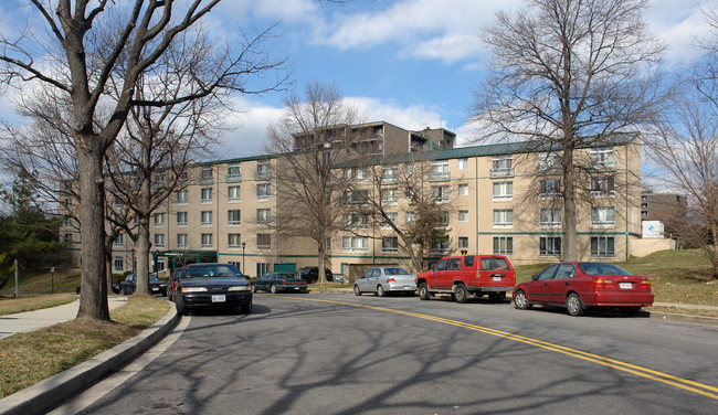 Fort Lincoln Apartments in Washington, DC - Building Photo - Building Photo