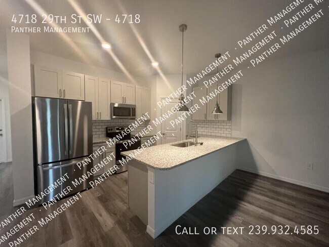 4718 29th St SW-Unit -4718 in Lehigh Acres, FL - Building Photo - Building Photo
