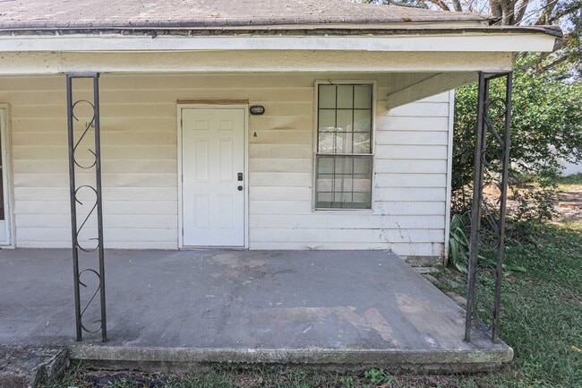 116 Peachtree St in Griffin, GA - Building Photo - Building Photo