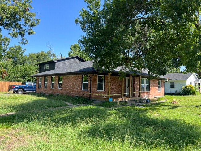 property at 1017 Tosch Ln