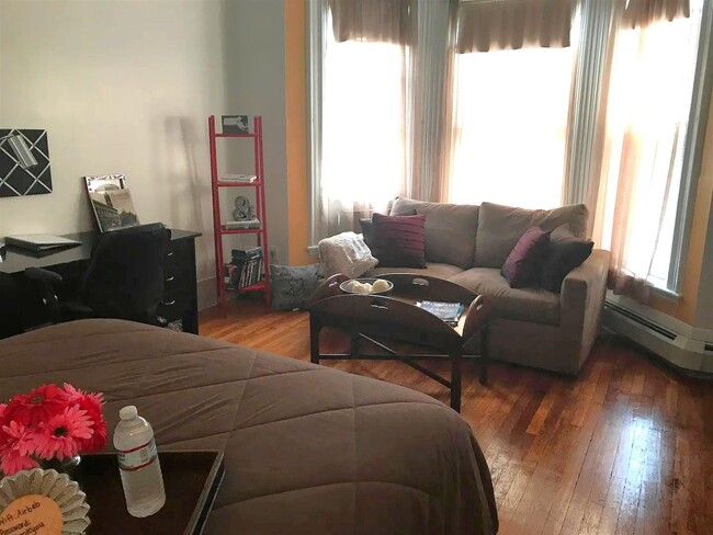 7 Wendell St, Unit 2