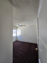 6918 S Hoover St in Los Angeles, CA - Building Photo - Building Photo