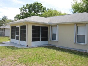 171 Americana Blvd NE in Palm Bay, FL - Building Photo - Building Photo