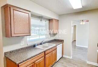 3639 N Ride Dr in Jacksonville, FL - Building Photo - Building Photo