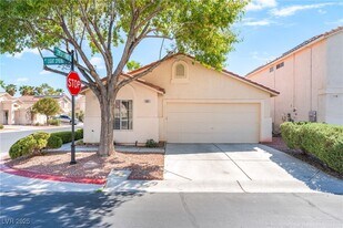 5001 Light Springs Ave in Las Vegas, NV - Building Photo
