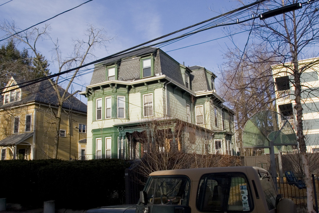 Charles River Portfolio in Cambridge, MA - Building Photo