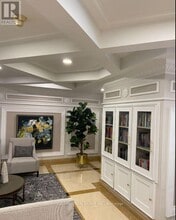 10 Old York Mills Rd in Toronto, ON - Building Photo - Building Photo