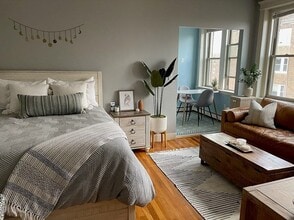 1625 Commonwealth Ave in Boston, MA - Building Photo - Building Photo