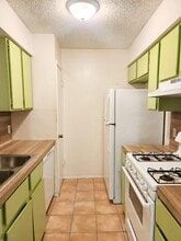 111 Meteor Dr, Unit A in Austin, TX - Building Photo - Building Photo