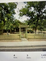 114 Dewitt Ave, Unit A in Clovis, CA - Building Photo
