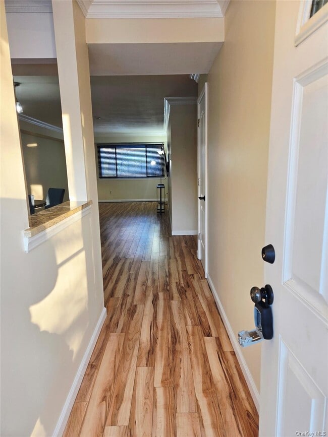 199 Pointe Cir N in Coram, NY - Building Photo - Building Photo