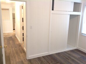 8332 Loyal Way NW in Seattle, WA - Building Photo - Building Photo