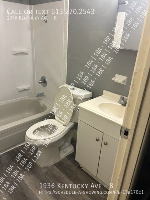 1936 Kentucky Ave in Cincinnati, OH - Building Photo - Building Photo