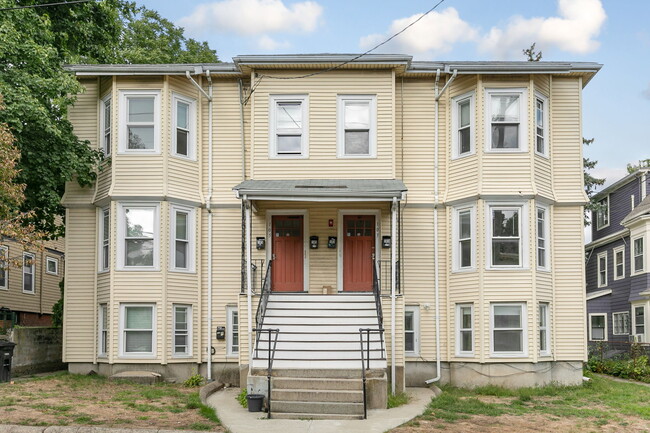 101 Summer St, Unit 3