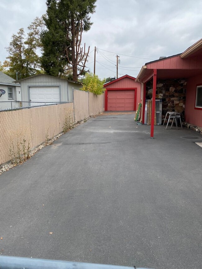 231 Martin St in Klamath Falls, OR - Building Photo - Building Photo