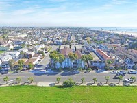 134 1st St in Seal Beach, CA - Building Photo - Building Photo