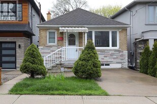 11 Adair Rd in Toronto, ON - Building Photo