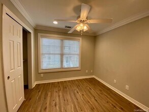 1305 Vista View Dr in Farmingville, NY - Building Photo - Building Photo