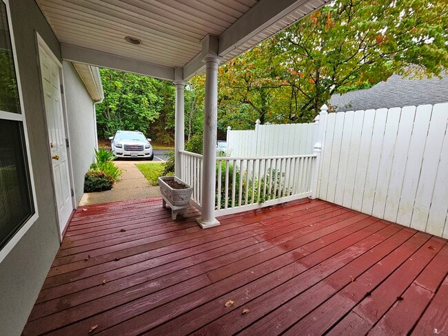602 Mockingbird Way in Charlottesville, VA - Building Photo - Building Photo