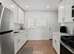 9816 S Hoover St in Los Angeles, CA - Building Photo - Building Photo