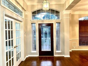 16807 Laguna Springs Dr in Houston, TX - Building Photo - Building Photo