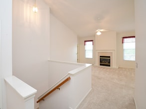5018 S 194th Ave in Omaha, NE - Building Photo - Building Photo