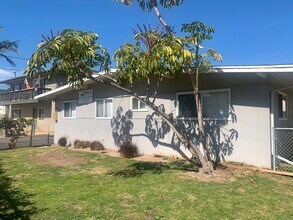 6574 Del Playa Dr in Isla Vista, CA - Building Photo - Building Photo