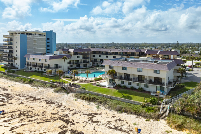 Bent Palm Club in Ormond Beach, FL - Building Photo - Building Photo