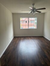 1357 Armadale Ave, Unit 9 in Los Angeles, CA - Building Photo - Building Photo