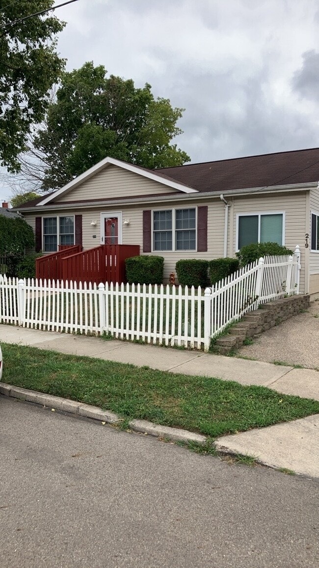 property at 219 Union St