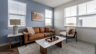 11900 Marquina Blvd, Unit 1331 in Ft. Myers, FL - Building Photo - Building Photo