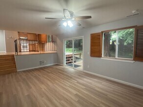 2418 231st Pl NE in Sammamish, WA - Building Photo - Building Photo