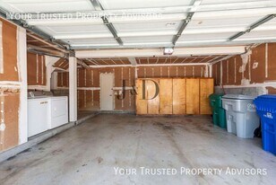 11446 Madera Rosa Way in San Diego, CA - Building Photo