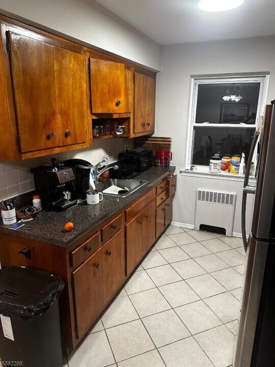 185 Watsessing Ave in Bloomfield, NJ - Building Photo