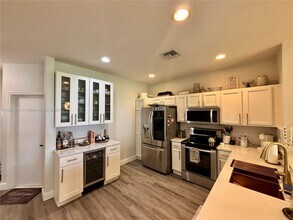 8143 Bellagio Ln in Boynton Beach, FL - Building Photo - Building Photo