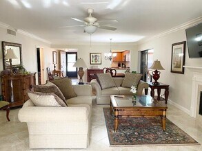803 Clubhouse Cir in Jupiter, FL - Foto de edificio - Building Photo
