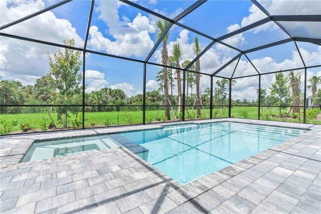 15077 Jadestone Dr in Punta Gorda, FL - Building Photo - Building Photo