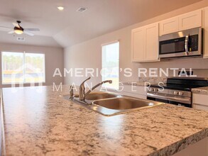 176 Dogwood St in Childersburg, AL - Building Photo - Building Photo