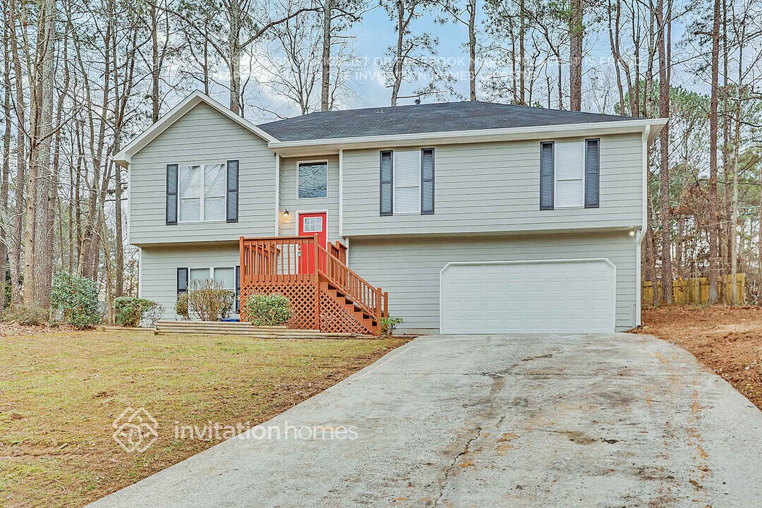 2989 Trotters Crest Dr in Snellville, GA - Building Photo