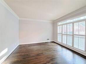 2242 Lenox Walk NE in Atlanta, GA - Building Photo - Building Photo