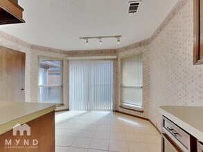 7310 Treewater Dr in Houston, TX - Building Photo - Building Photo