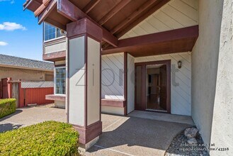 33525 Bardolph Cir in Fremont, CA - Building Photo - Building Photo