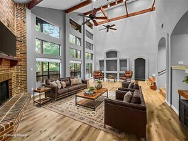 1314 Creekwood Dr in Garland, TX - Building Photo